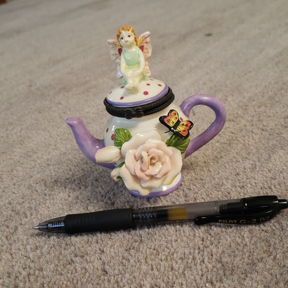 Miniature teapot decor